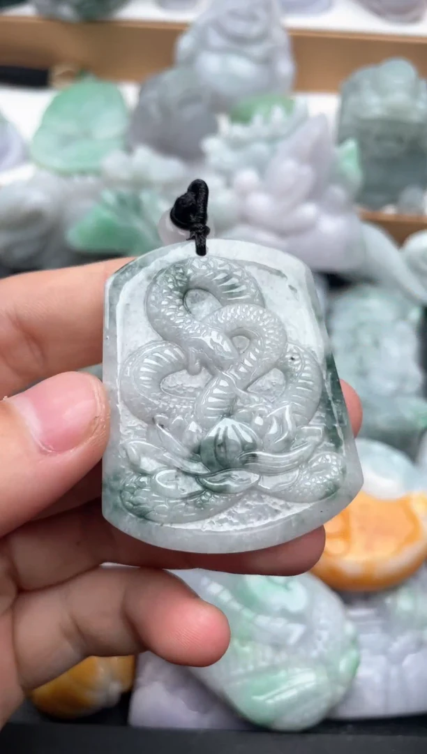 吊坠(不含链)未镶嵌翡翠1