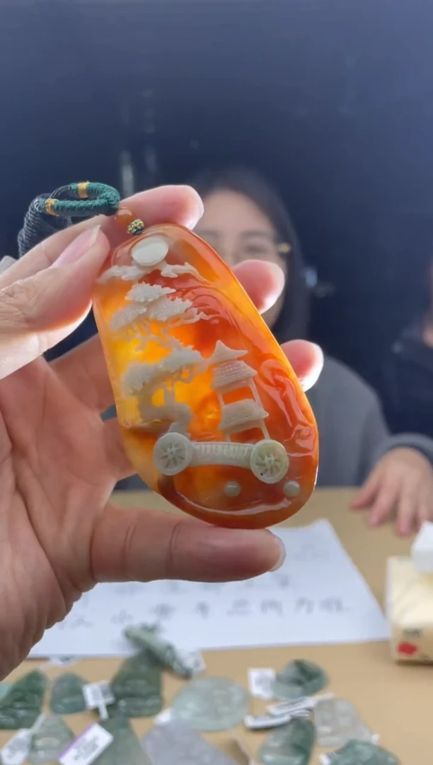 【闪购商品】定制翡翠未镶嵌      4679