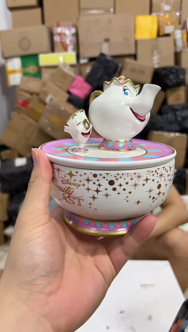 瓷片茶壶太太首饰盒 掉了自己粘