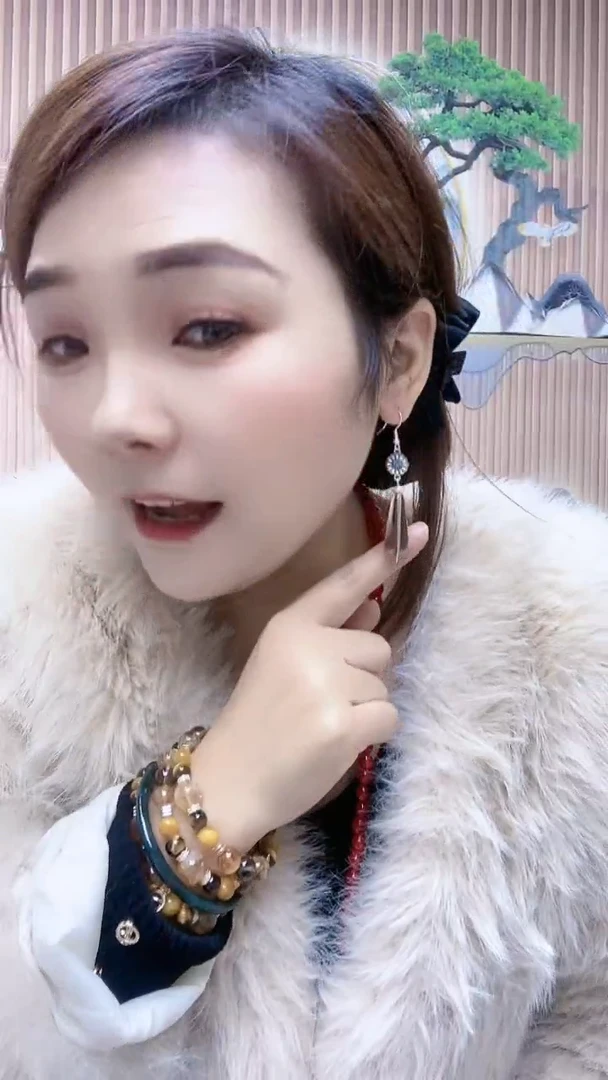 【闪购商品】水晶耳饰未镶嵌A60XFHHDGDH