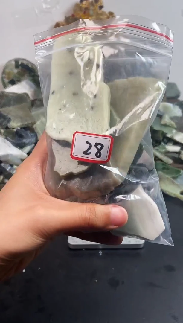 未镶嵌和田玉摆件28