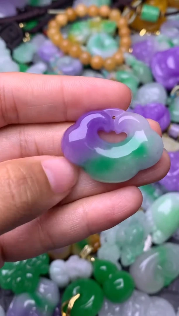 颈饰未镶嵌翡翠缅甸翡翠吊坠