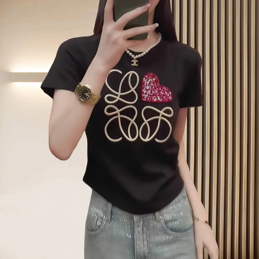 爱心刺绣捏褶短袖T恤女2025夏季新款时尚优质棉减龄气质正肩上衣