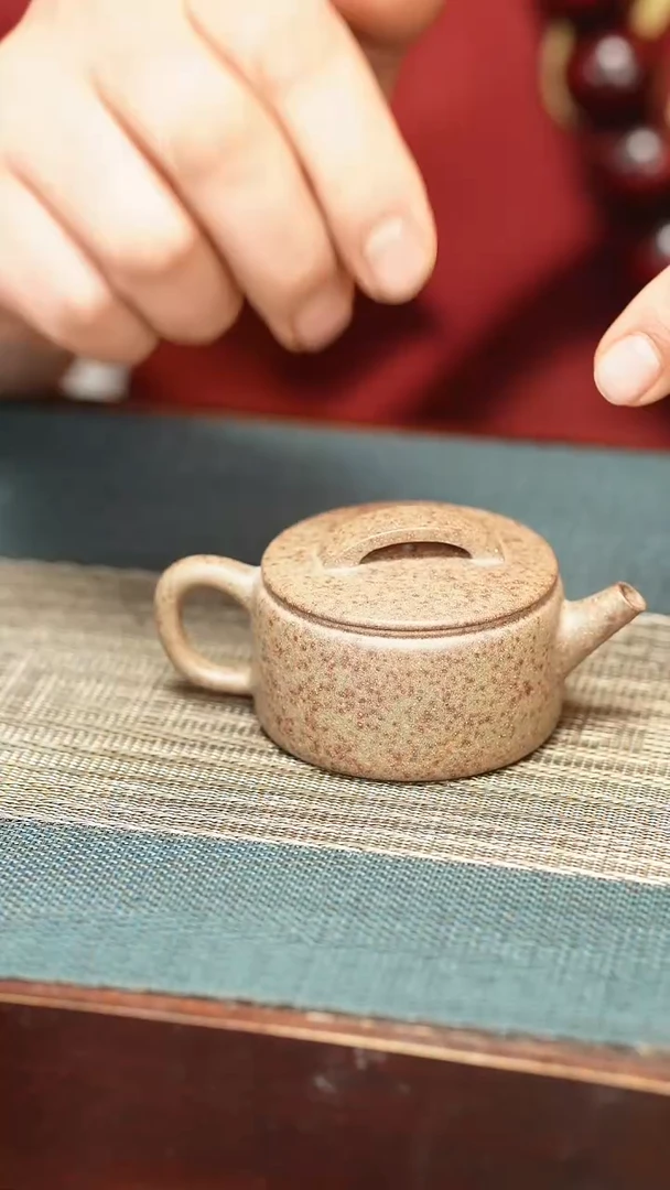 【闪购商品】喀左紫砂原矿手工制作