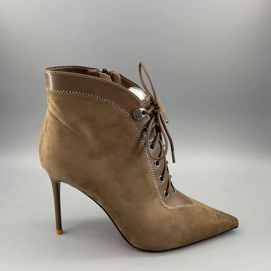 061单里秋冬单鞋气质卡其绒里女士百搭棕色时装靴尖头短靴