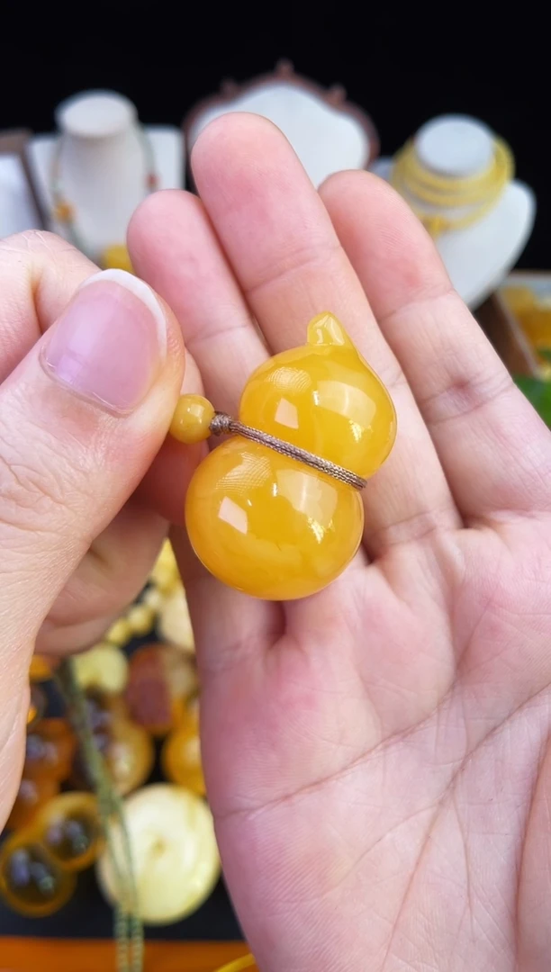 琥珀未镶嵌珠宝奇石不****…柒月