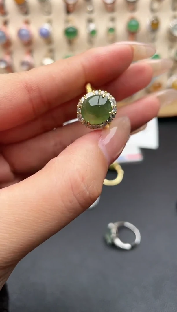 银S925镶嵌戒指翡翠一物一证一礼盒