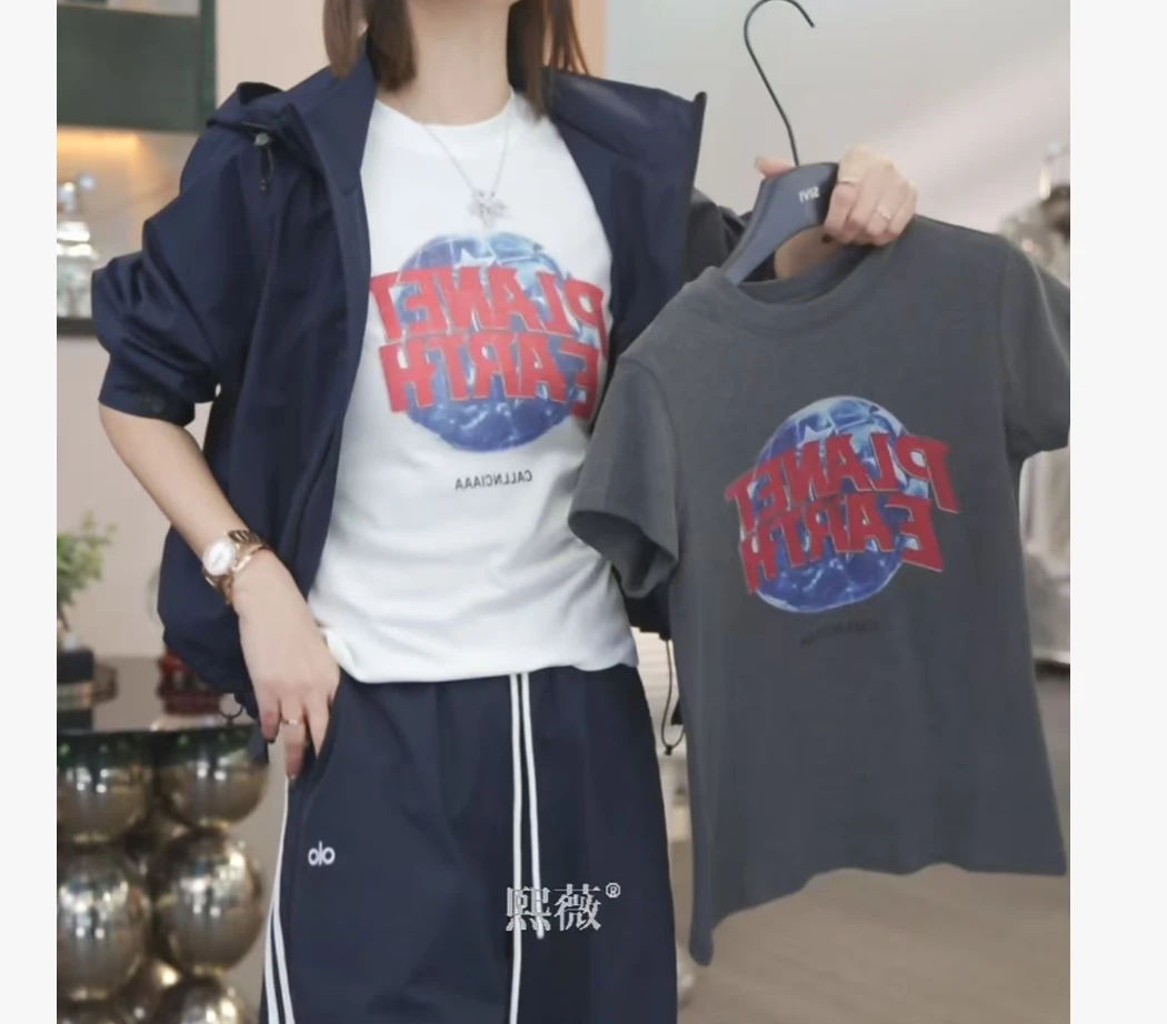 熙薇【环球派对】2025早秋新款时尚百搭休闲气质T恤上衣H5080