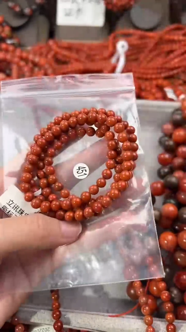 南红玛瑙手串未镶嵌8+