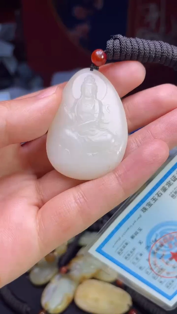 颈饰未镶嵌和田玉1