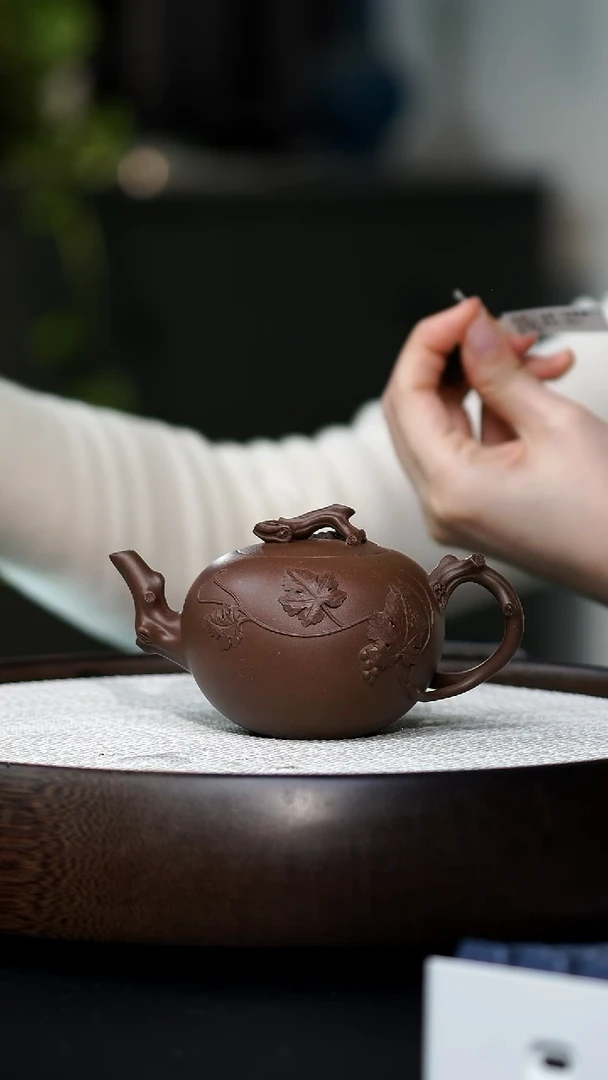 艺****眠JCY-0494逸影（徐章萌）-紫泥-180cc