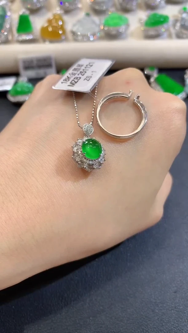 18K金镶嵌戒指翡翠静*A71 （不退不换）