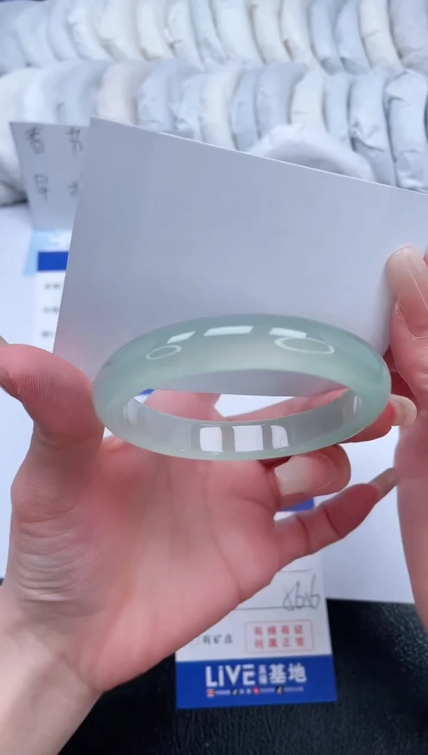 【闪购商品】石英质玉手镯未镶嵌T307-56.6