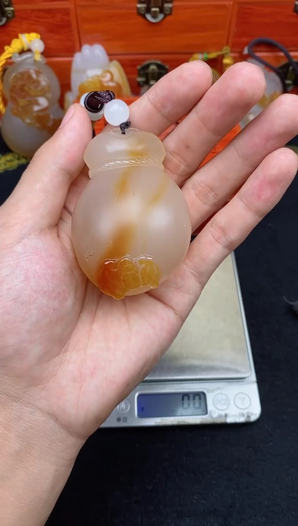 未镶嵌玛瑙/玉髓珠宝奇石一***头0