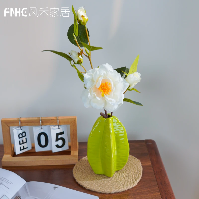 仿真山茶花装饰花陶瓷瓶仿真花套装放假装饰桌面摆件家居餐厅客厅