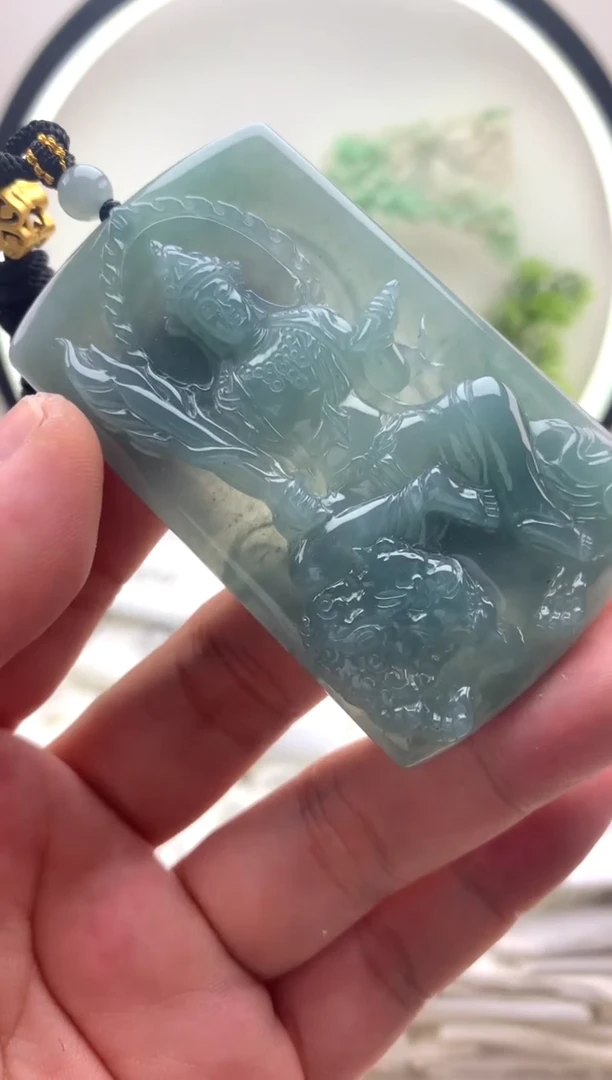 颈饰未镶嵌翡翠文殊