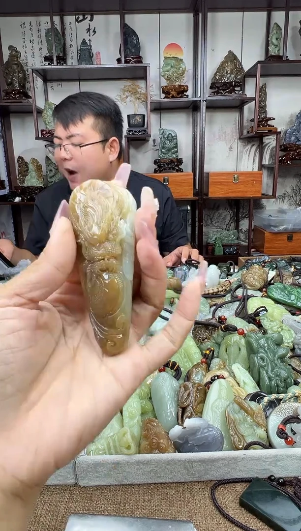 未镶嵌和田玉把件1
