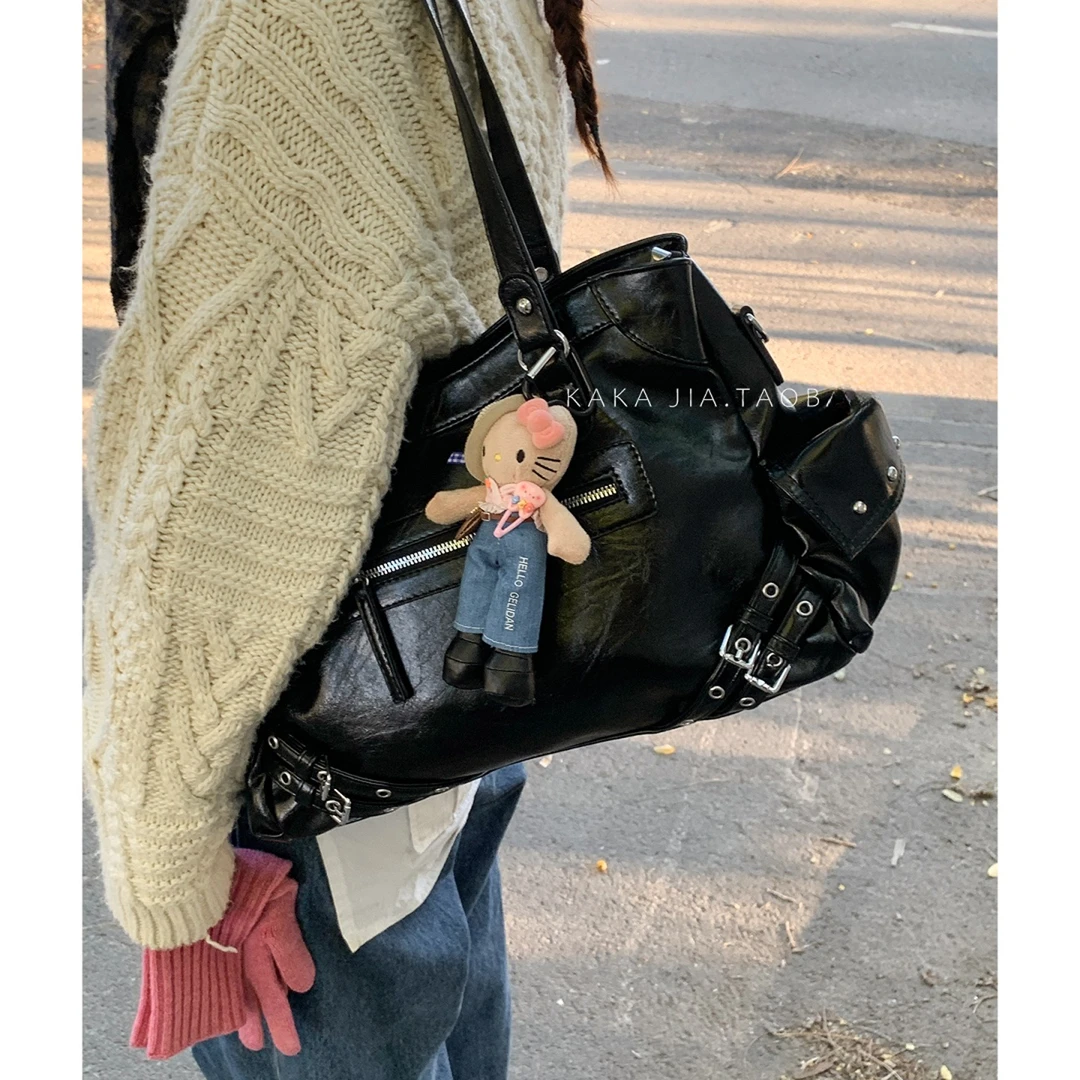 古着机车包包女款爆款2025新款秋冬复古高级感单肩包百搭通勤包