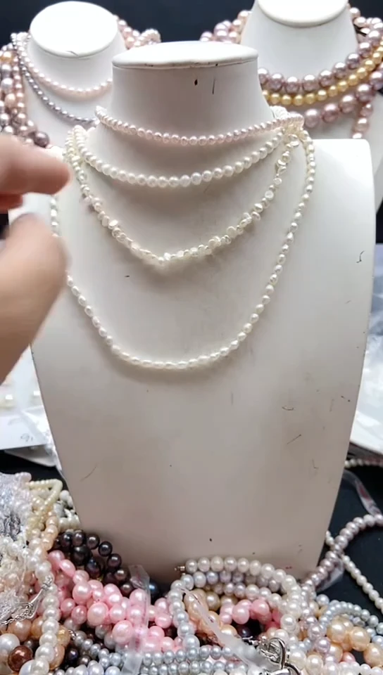 淡水珍珠未镶嵌颈饰1