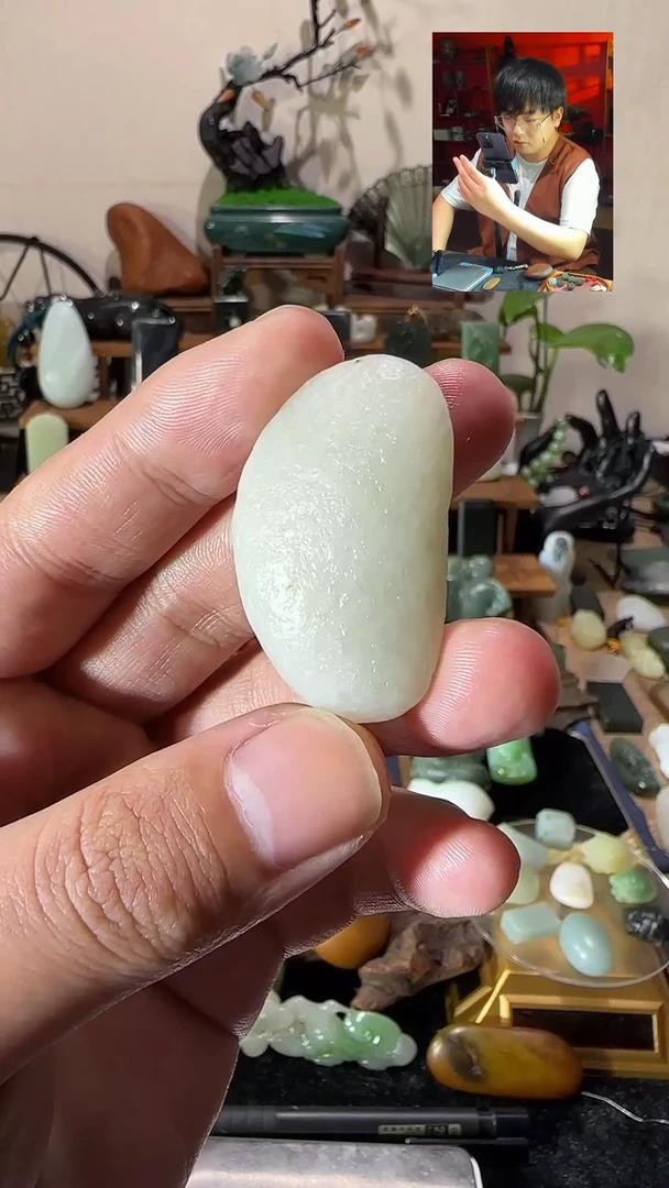 和田玉未镶嵌颈饰4