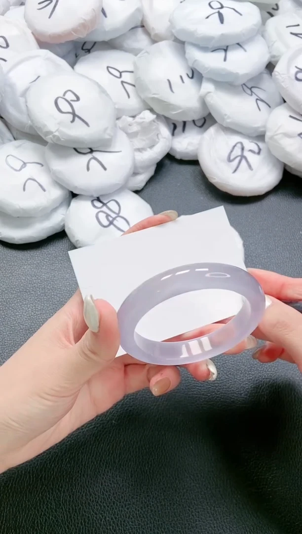 【闪购商品】石英质玉手镯未镶嵌 22L127-53