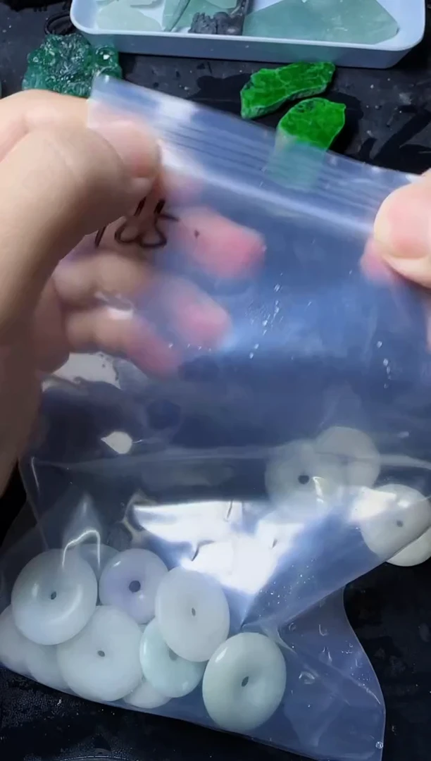 【闪购商品】翡翠颈饰未镶嵌185翡翠