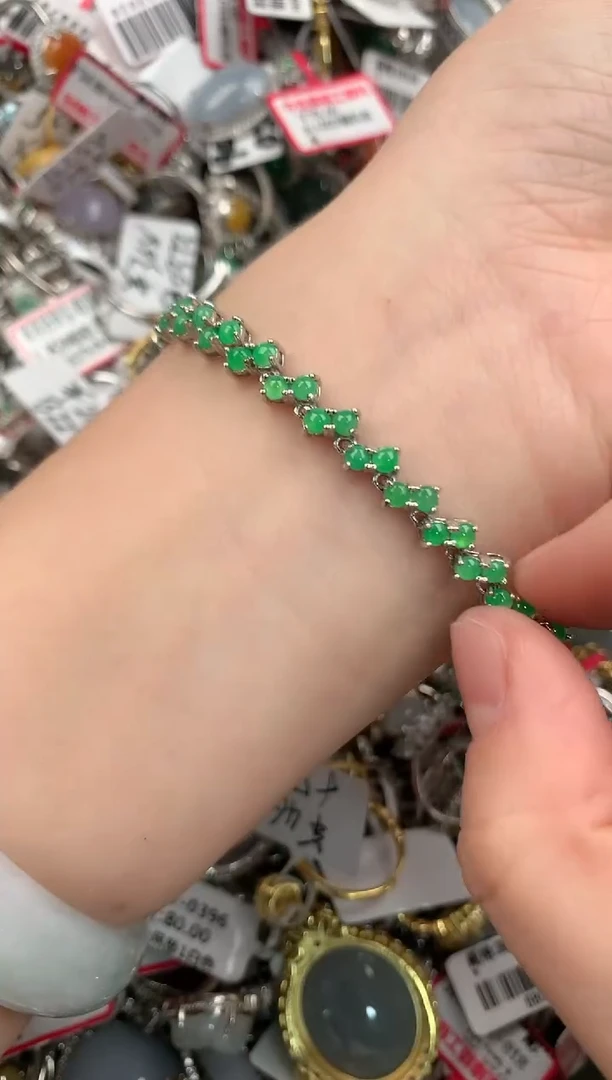 银S925镶嵌戒指翡翠333               9