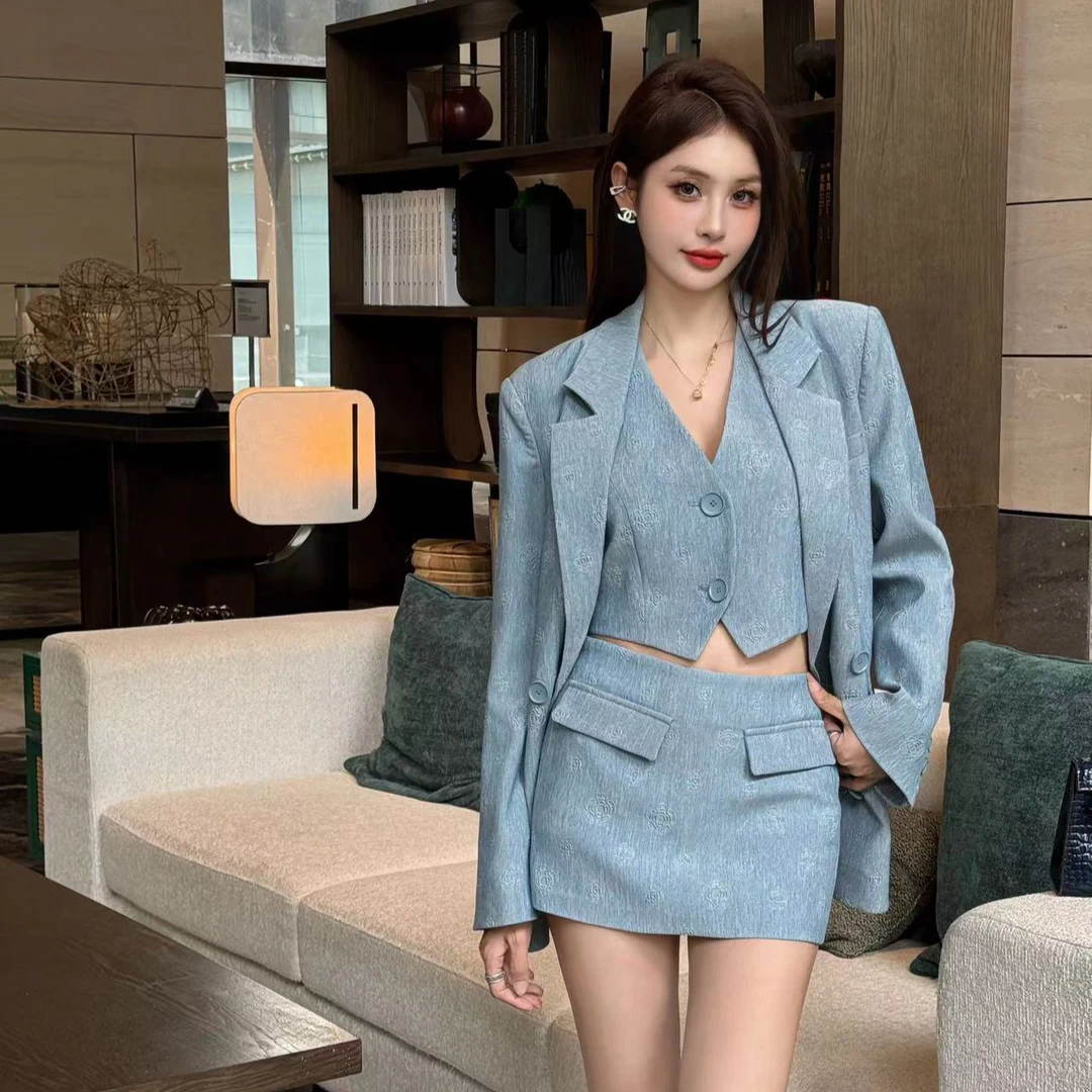 double11甜辣妹西服外套+马甲+洋气气质短裤三件套装w1999