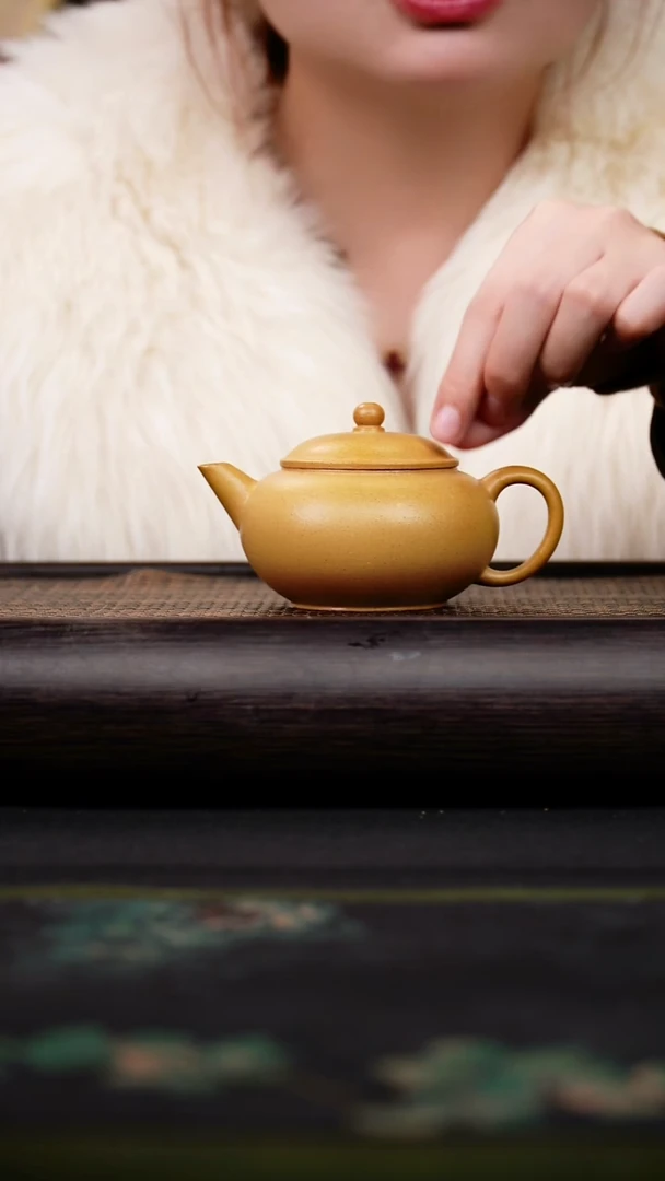 茶壶紫砂梨皮黄 水平