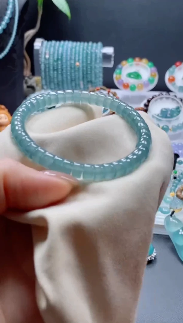 未镶嵌定制翡翠0383469170