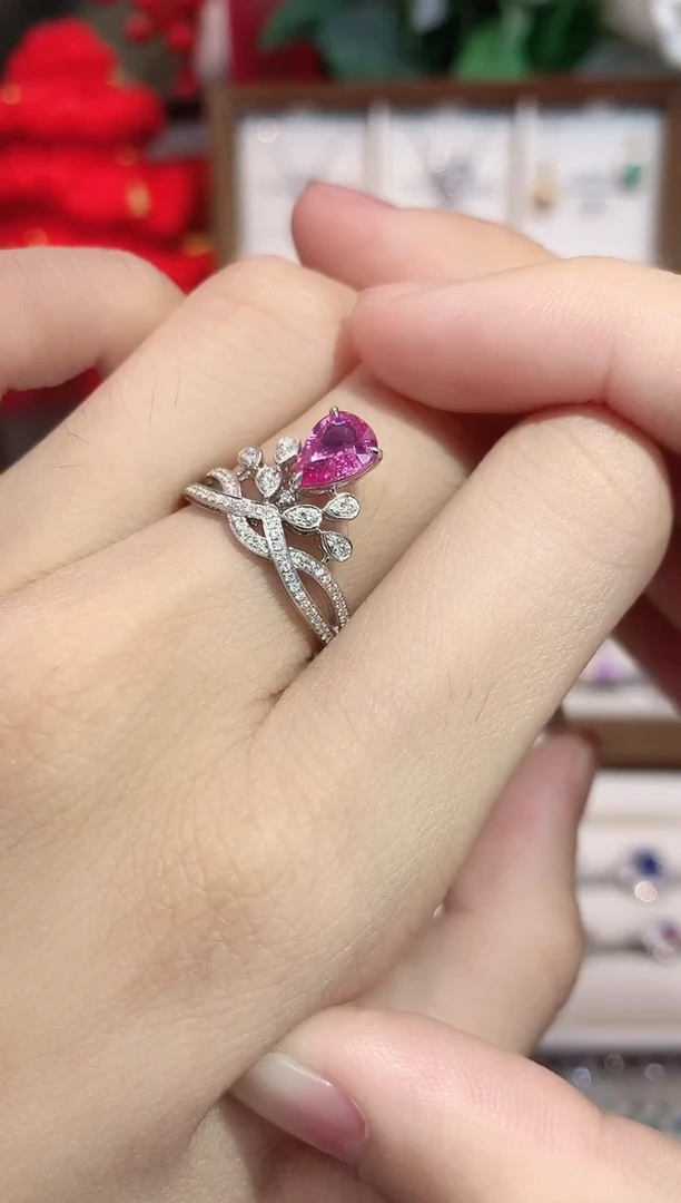 戒指彩色蓝宝石18K金镶嵌1.06ct/天然宝石/七天无理由