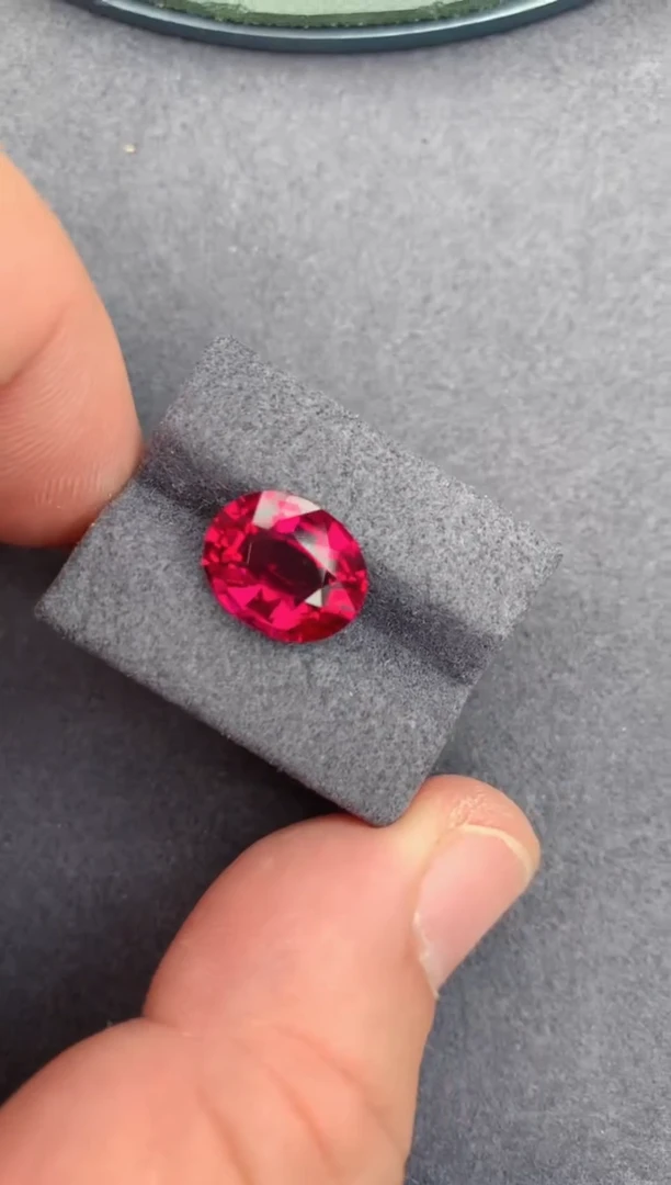 未镶嵌裸石碧玺4.5ct 卢比来碧玺
