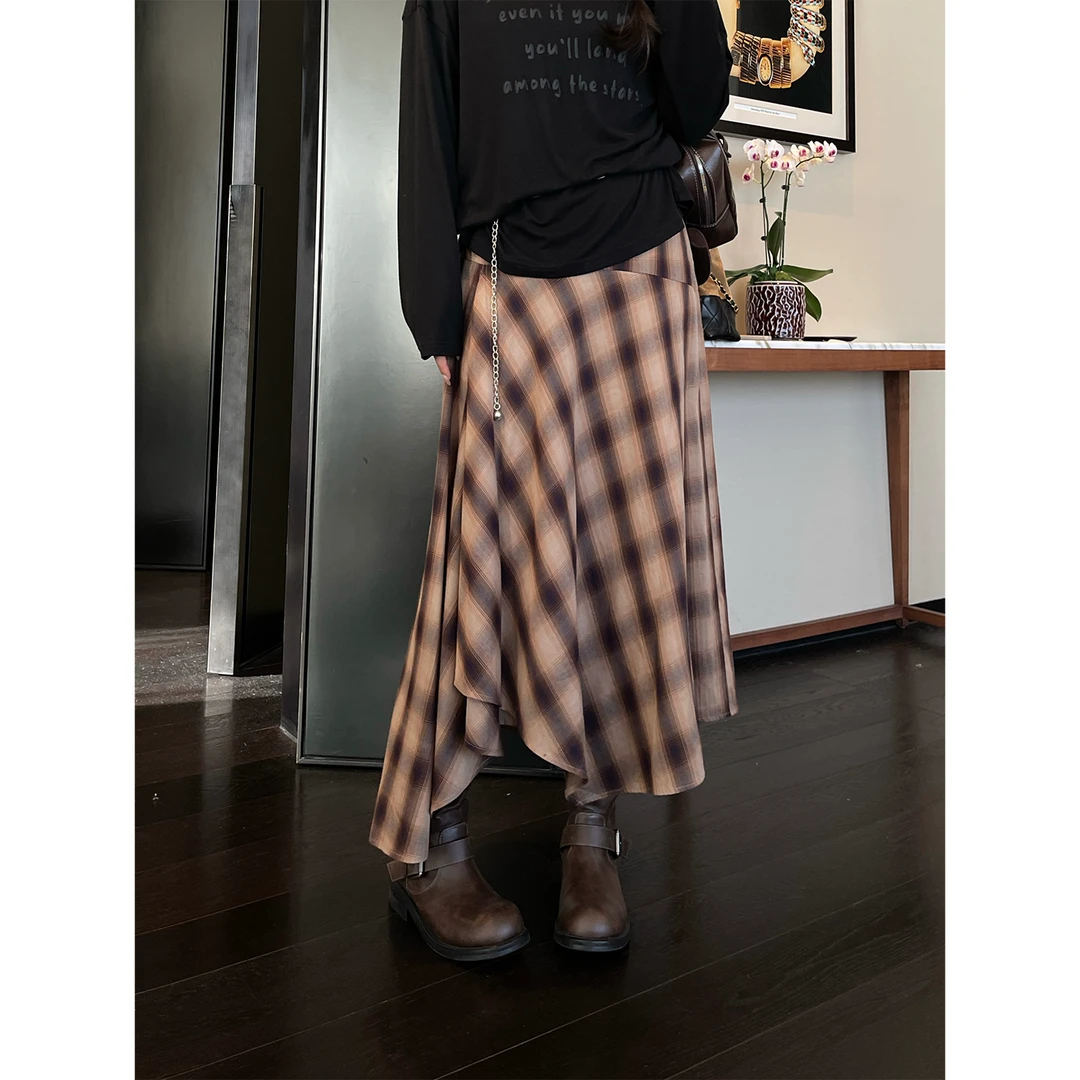 裂渡宣宣【暖调格序】微胖大码女秋不规则格纹双版本半身裙ZY508A36