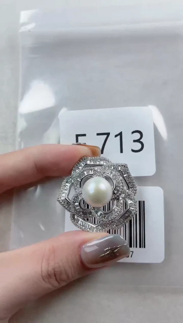 未镶嵌胸针海水珍珠E713