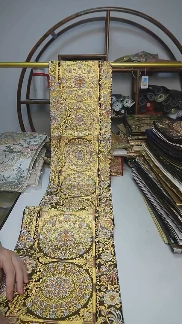 织绣71西阵织六通宝相花