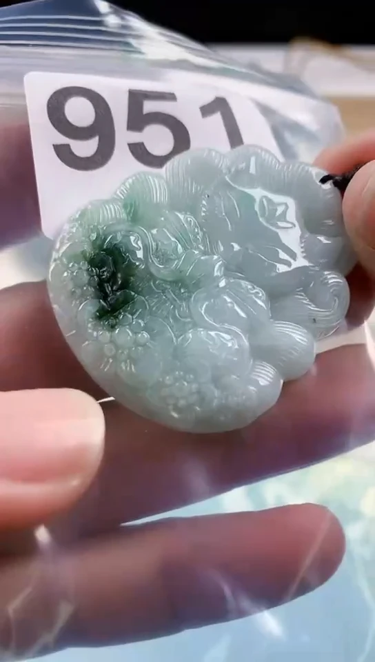 【闪购商品】翡翠颈饰未镶嵌天然翡翠吊坠挂件