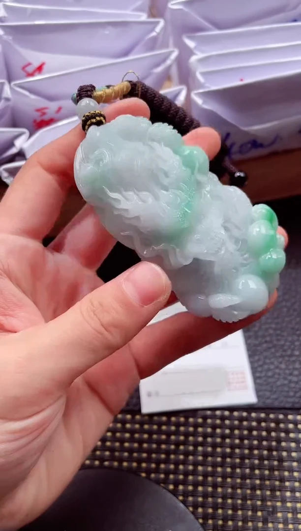 颈饰未镶嵌翡翠20251231