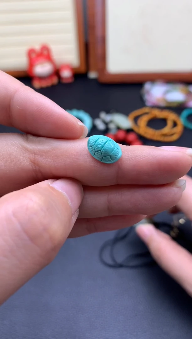 【闪购商品】翡翠颈饰未镶嵌//////////