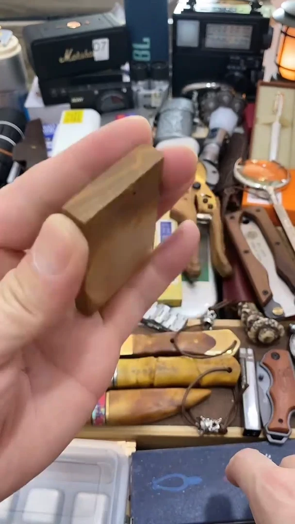 瓷片闪购商品 如图所示