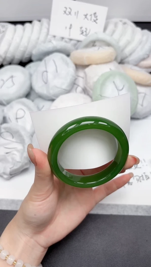 未镶嵌手镯石英质玉14/53.6