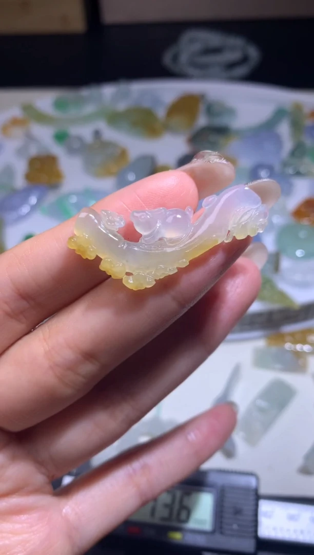 未镶嵌定制翡翠毛货