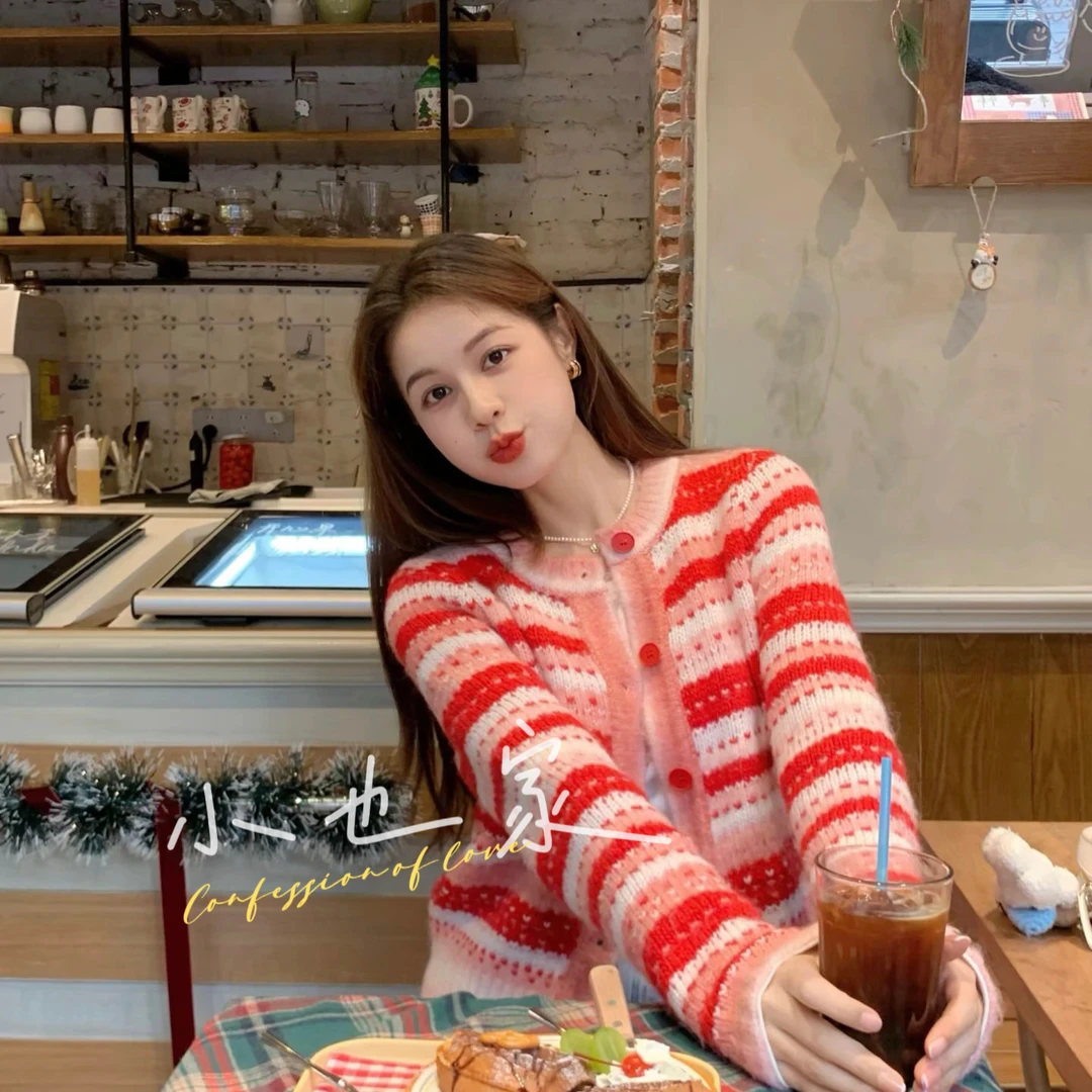 小也  可以期待春天了~巨显白 粉色针织开衫 855-1