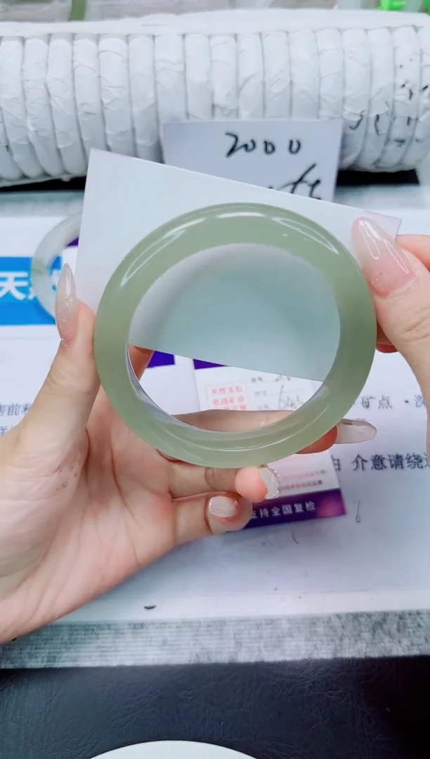 未镶嵌手镯石英质玉56/64.3