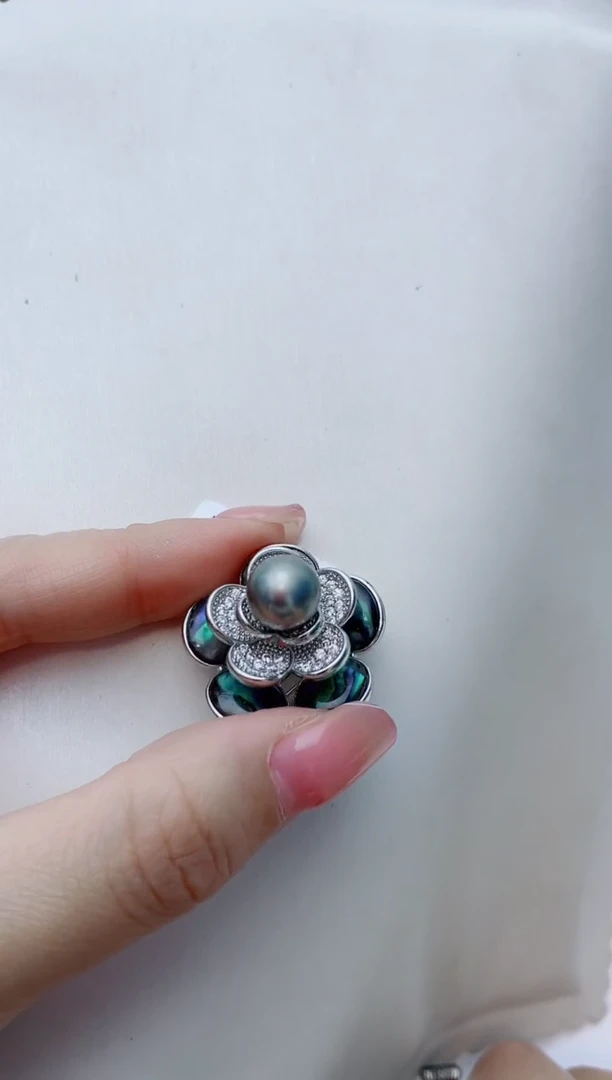 合金胸饰海水珍珠A36