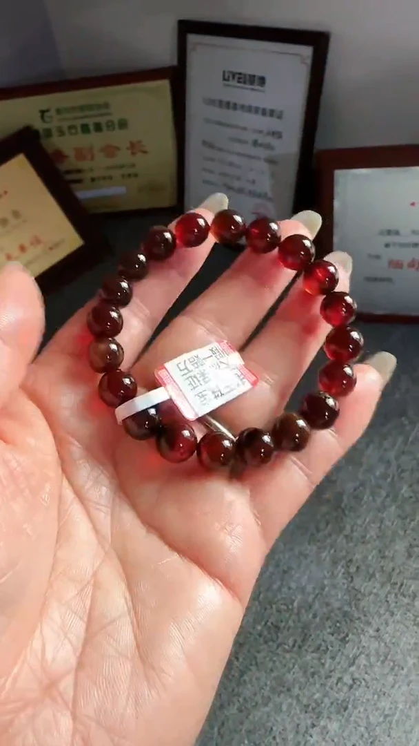 未镶嵌琥珀手串规格9微瑕血珀灵草手串#48