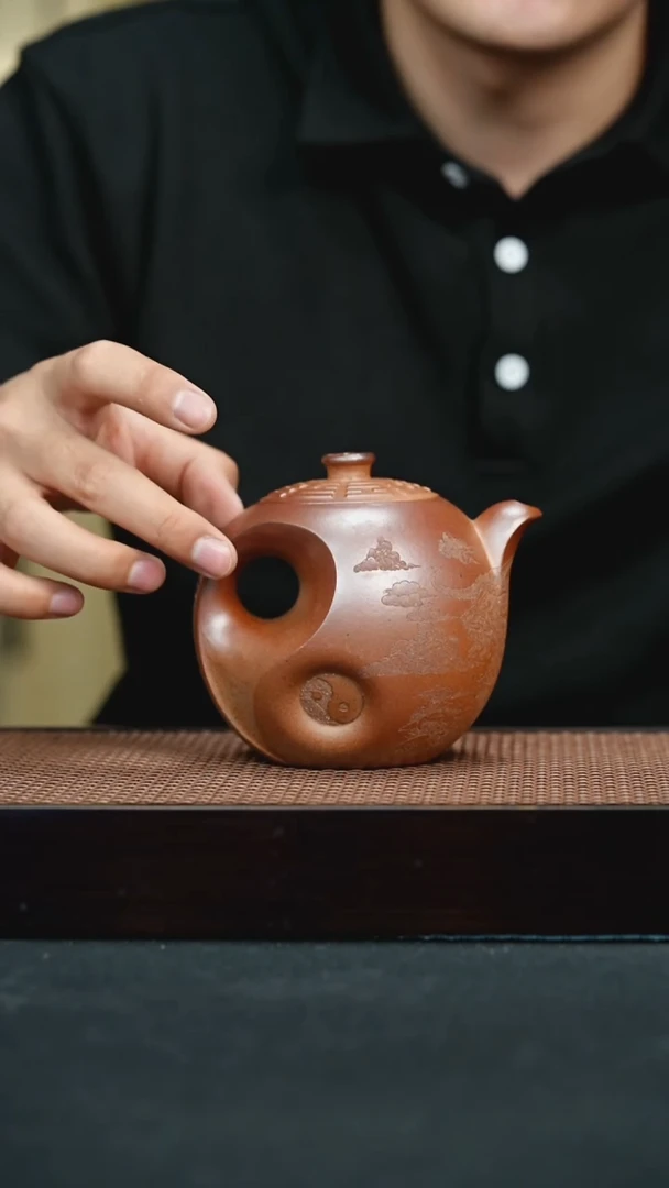 茶壶紫砂沉香泥火云烧刻绘太极