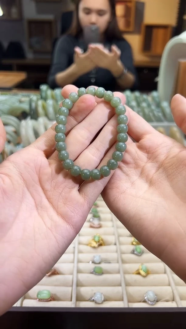 未镶嵌手串和田玉皮勒青老型珠手串卡7x8