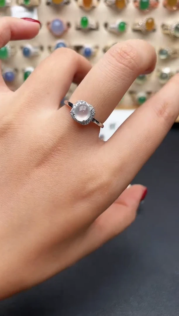 未镶嵌戒指翡翠一物一证一礼盒