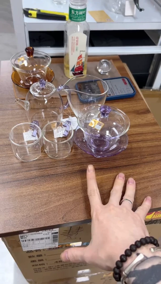 禾器宴臣壶浅紫+风迷乐语无耳茶海+清禾杯浅紫两只+荷叶盖碗浅紫