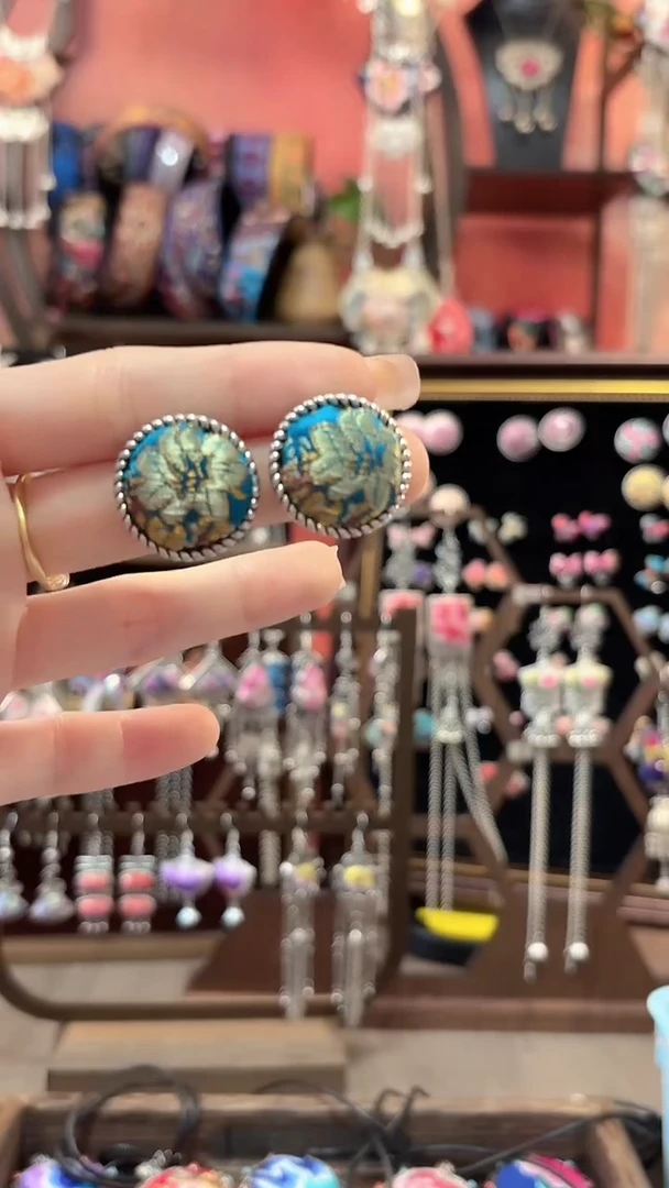 织绣 云织谣民族风精美饰品   353